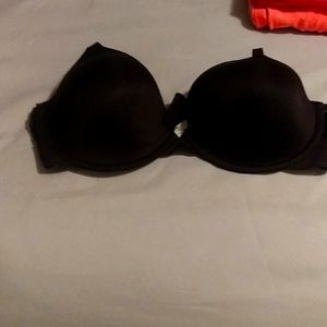 Black bra 36B